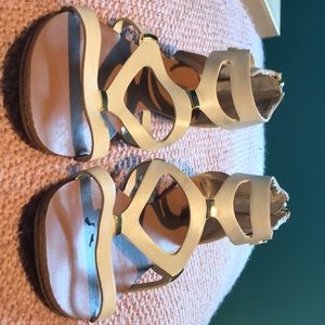 Mossimo White gladiator flats